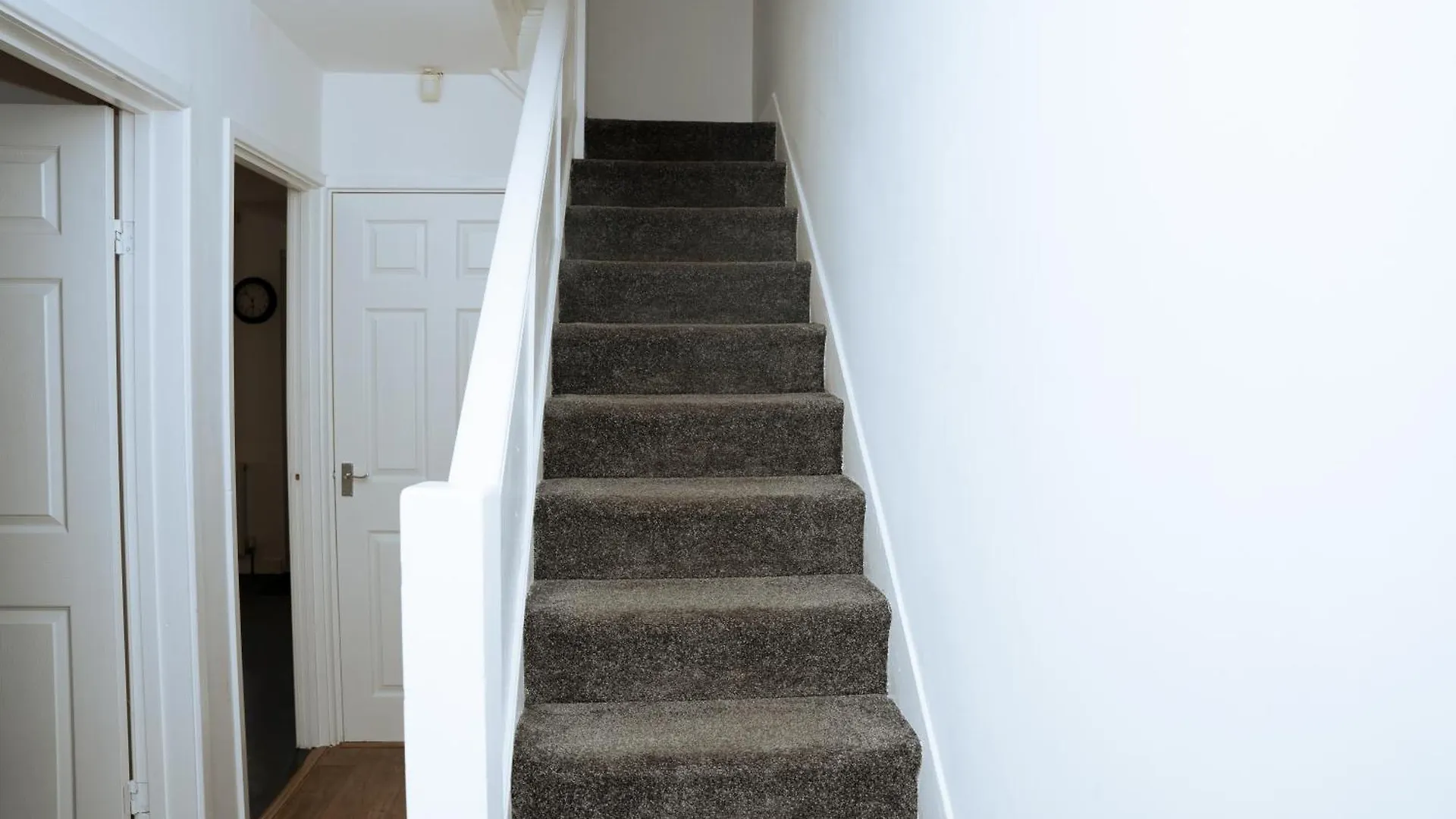 Great Home Away From Home In Leeds Close To City 0*, Leeds (West Yorkshire) Velká Británie