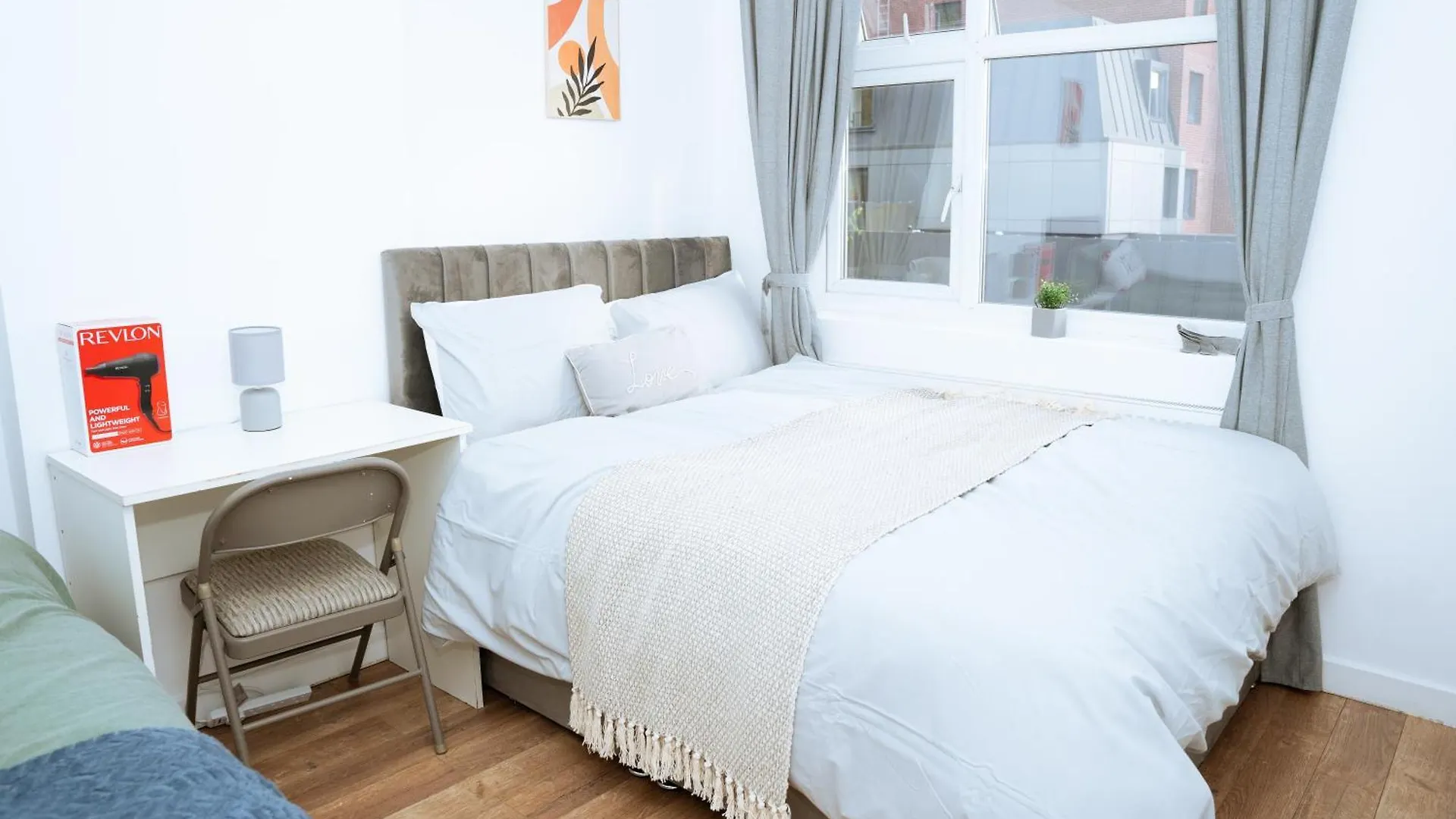 Great Home Away From Home In Leeds Close To City Leeds (West Yorkshire)
